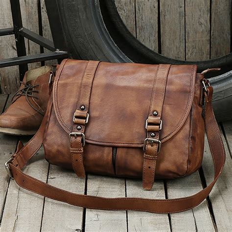 sac besace imitation cuir homme